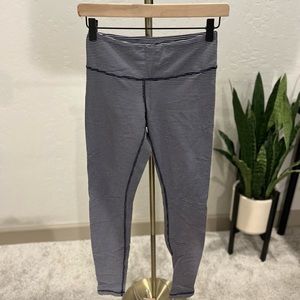 Lululemon Wunder Under | Striped | Size 4 | Blue/White | Ankle Length